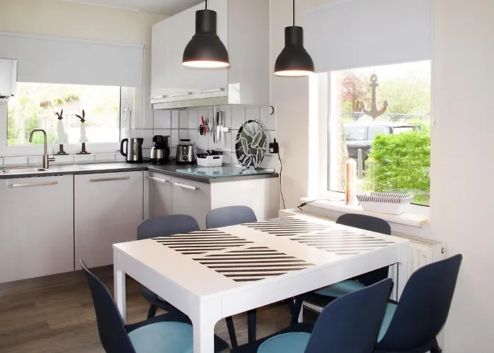 Tossens-8 By Interhome Nyaraló Tossens